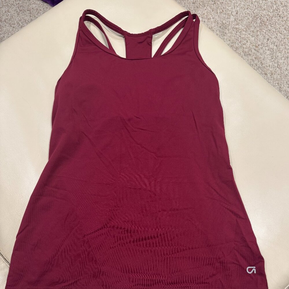 GapFit Razorback Tank